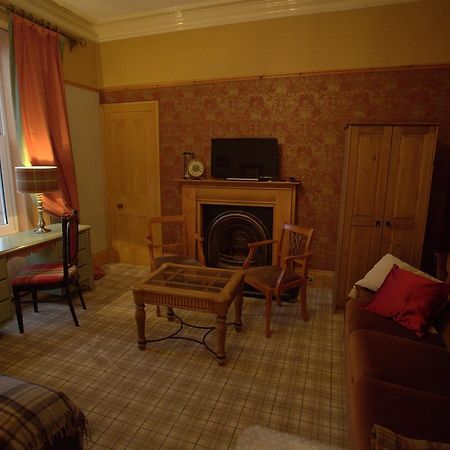 Trinity Boutique B&B Peterhead Bagian luar foto