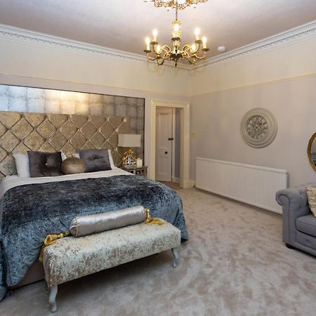 Trinity Boutique B&B Peterhead Bagian luar foto