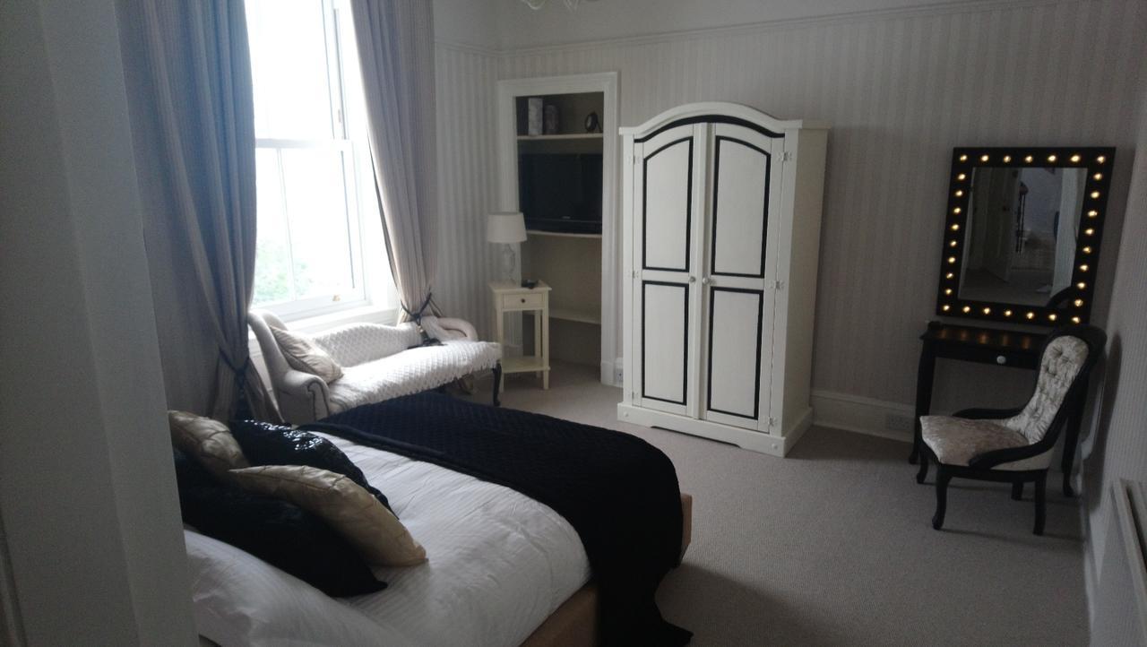 Trinity Boutique B&B Peterhead Bagian luar foto